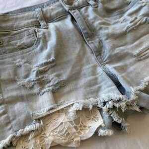 American Eagle Women's 4 Jean Shorts High Rise Shortie Super Stretch‎ Denim Lace